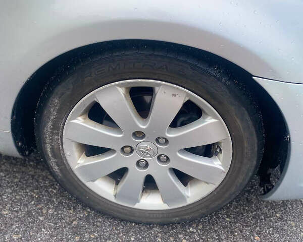 Серый Тойота Авалон, объемом двигателя 3.5 л и пробегом 330 тыс. км за 6999 $, фото 7 на Automoto.ua