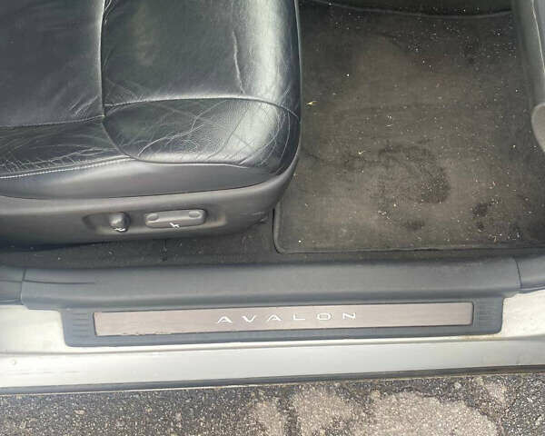 Серый Тойота Авалон, объемом двигателя 3.5 л и пробегом 330 тыс. км за 6999 $, фото 14 на Automoto.ua