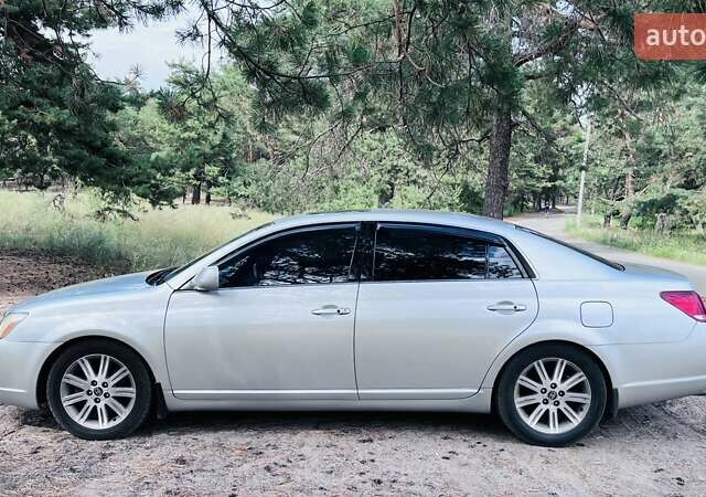 Сірий Тойота Авалон, об'ємом двигуна 3.5 л та пробігом 280 тис. км за 6850 $, фото 6 на Automoto.ua