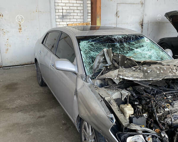 Серый Тойота Авалон, объемом двигателя 3.5 л и пробегом 250 тыс. км за 2700 $, фото 5 на Automoto.ua