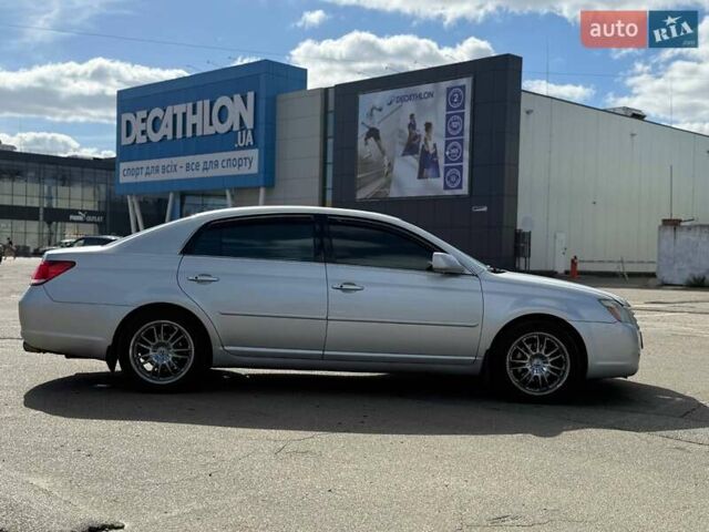 Серый Тойота Авалон, объемом двигателя 3.46 л и пробегом 405 тыс. км за 6850 $, фото 7 на Automoto.ua