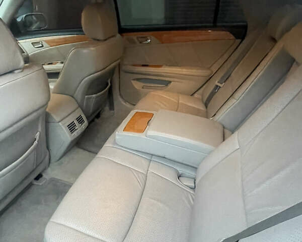 Серый Тойота Авалон, объемом двигателя 0 л и пробегом 220 тыс. км за 9000 $, фото 12 на Automoto.ua
