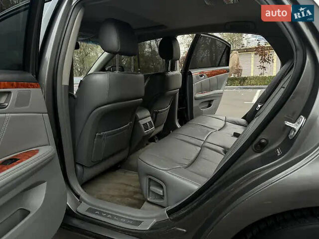 Серый Тойота Авалон, объемом двигателя 3.5 л и пробегом 315 тыс. км за 7600 $, фото 11 на Automoto.ua