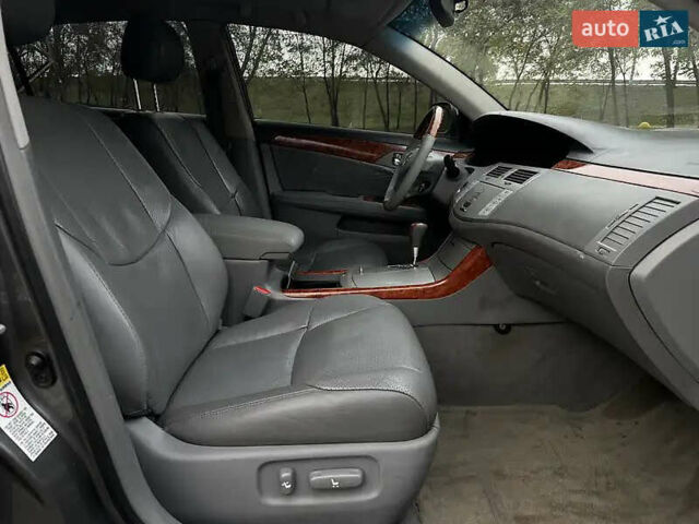 Серый Тойота Авалон, объемом двигателя 3.5 л и пробегом 315 тыс. км за 7600 $, фото 15 на Automoto.ua
