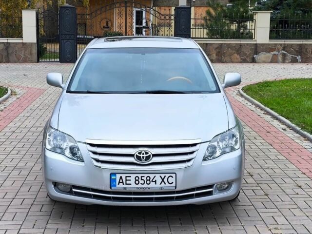 Тойота Авалон 2006 в Никополе на Automoto.ua Серый Тойота Авалон, объемом двигателя 3.5 л и пробегом 310 тыс. км за 7300 $, фото 4 на Automoto.ua