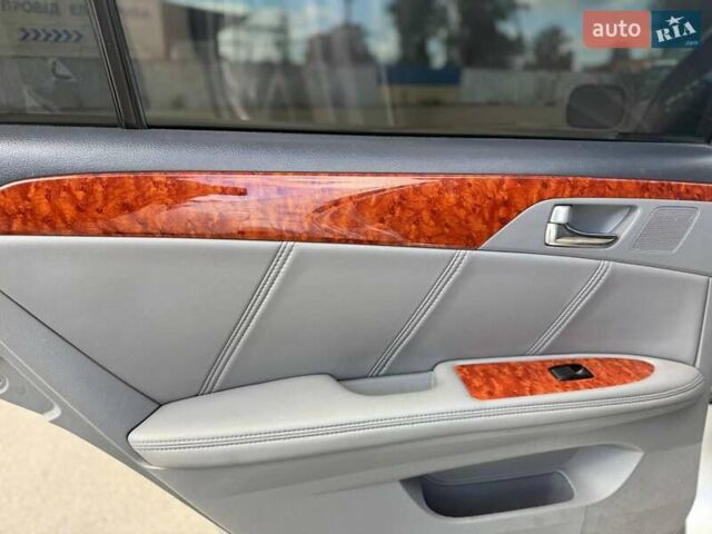Серый Тойота Авалон, объемом двигателя 3.46 л и пробегом 405 тыс. км за 6850 $, фото 23 на Automoto.ua