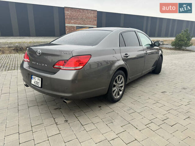 Серый Тойота Авалон, объемом двигателя 3.5 л и пробегом 299 тыс. км за 7500 $, фото 4 на Automoto.ua