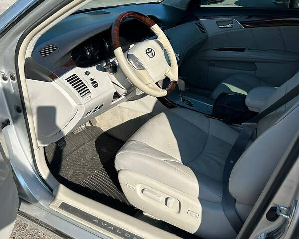 Сірий Тойота Авалон, об'ємом двигуна 3.46 л та пробігом 290 тис. км за 10000 $, фото 56 на Automoto.ua