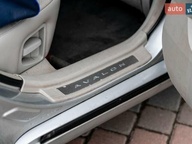 Сірий Тойота Авалон, об'ємом двигуна 3.5 л та пробігом 309 тис. км за 5000 $, фото 29 на Automoto.ua