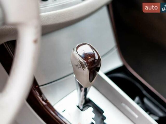 Сірий Тойота Авалон, об'ємом двигуна 3.5 л та пробігом 309 тис. км за 5000 $, фото 22 на Automoto.ua