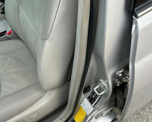 Сірий Тойота Авалон, об'ємом двигуна 3.46 л та пробігом 290 тис. км за 10000 $, фото 40 на Automoto.ua