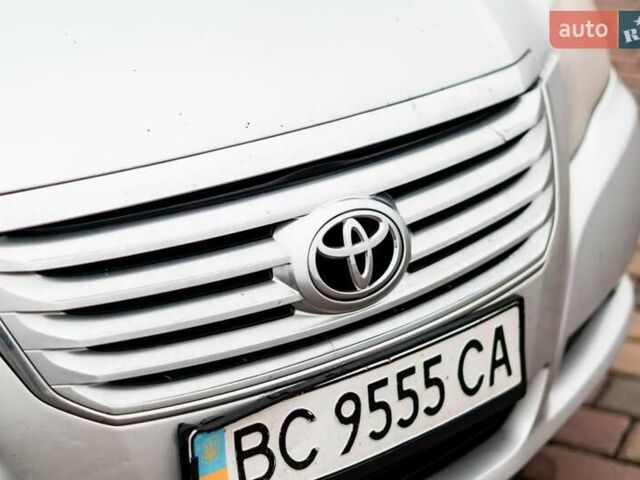 Сірий Тойота Авалон, об'ємом двигуна 3.5 л та пробігом 309 тис. км за 5000 $, фото 14 на Automoto.ua