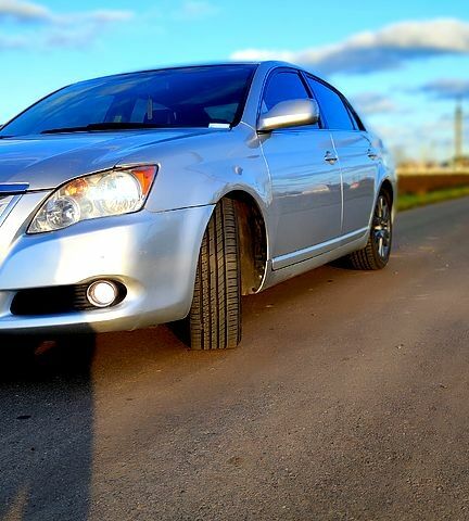 Серый Тойота Авалон, объемом двигателя 3.5 л и пробегом 0 тыс. км за 7999 $, фото 2 на Automoto.ua