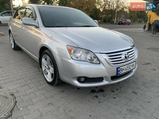 Серый Тойота Авалон, объемом двигателя 3.5 л и пробегом 279 тыс. км за 10000 $, фото 1 на Automoto.ua