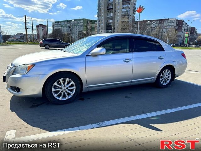 Серый Тойота Авалон, объемом двигателя 3.5 л и пробегом 277 тыс. км за 8800 $, фото 2 на Automoto.ua