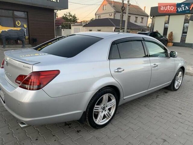 Серый Тойота Авалон, объемом двигателя 3.5 л и пробегом 279 тыс. км за 10000 $, фото 3 на Automoto.ua
