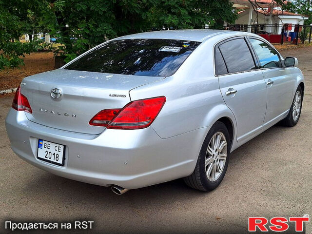 Сірий Тойота Авалон, об'ємом двигуна 3.5 л та пробігом 0 тис. км за 8000 $, фото 2 на Automoto.ua
