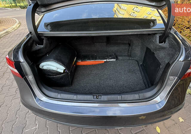 Серый Тойота Авалон, объемом двигателя 2.49 л и пробегом 279 тыс. км за 14500 $, фото 31 на Automoto.ua