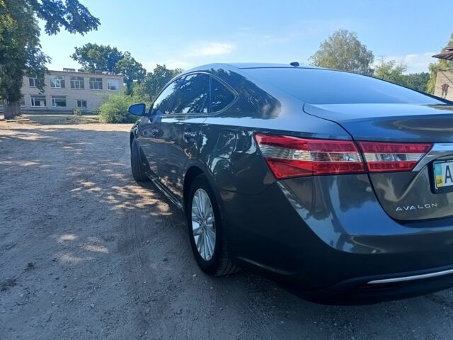 Сірий Тойота Авалон, об'ємом двигуна 2.5 л та пробігом 250 тис. км за 12999 $, фото 2 на Automoto.ua