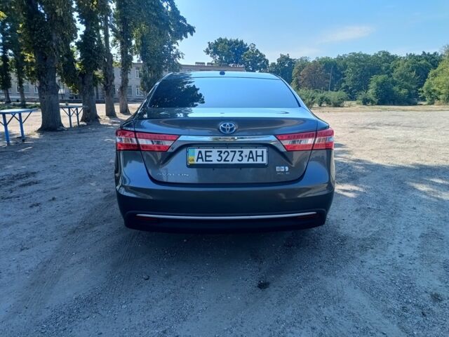 Сірий Тойота Авалон, об'ємом двигуна 2.5 л та пробігом 250 тис. км за 12999 $, фото 3 на Automoto.ua