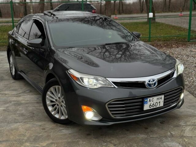 Сірий Тойота Авалон, об'ємом двигуна 2.5 л та пробігом 246 тис. км за 12799 $, фото 1 на Automoto.ua