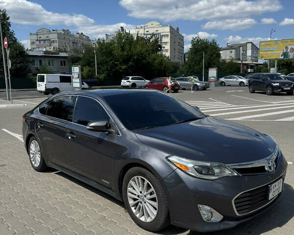 Серый Тойота Авалон, объемом двигателя 2.49 л и пробегом 200 тыс. км за 15200 $, фото 9 на Automoto.ua