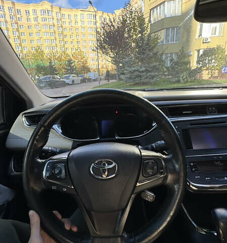Серый Тойота Авалон, объемом двигателя 2.49 л и пробегом 279 тыс. км за 14500 $, фото 14 на Automoto.ua