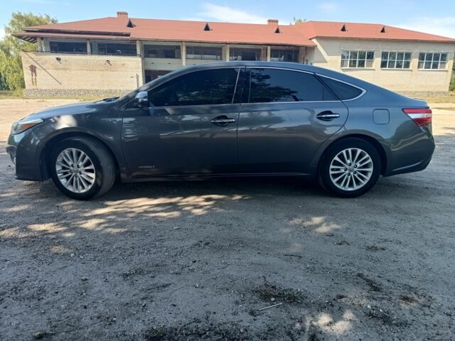 Сірий Тойота Авалон, об'ємом двигуна 2.5 л та пробігом 250 тис. км за 12999 $, фото 1 на Automoto.ua