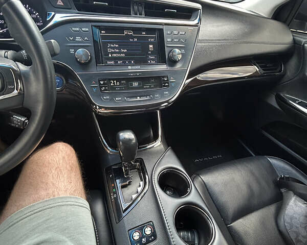 Серый Тойота Авалон, объемом двигателя 2.5 л и пробегом 186 тыс. км за 17200 $, фото 17 на Automoto.ua
