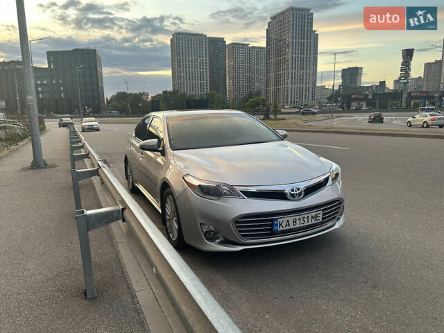 Серый Тойота Авалон, объемом двигателя 2.5 л и пробегом 186 тыс. км за 17200 $, фото 3 на Automoto.ua