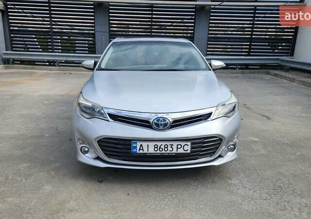 Серый Тойота Авалон, объемом двигателя 2.49 л и пробегом 166 тыс. км за 17000 $, фото 7 на Automoto.ua
