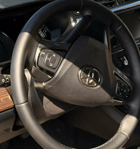 Серый Тойота Авалон, объемом двигателя 2.49 л и пробегом 290 тыс. км за 12800 $, фото 28 на Automoto.ua