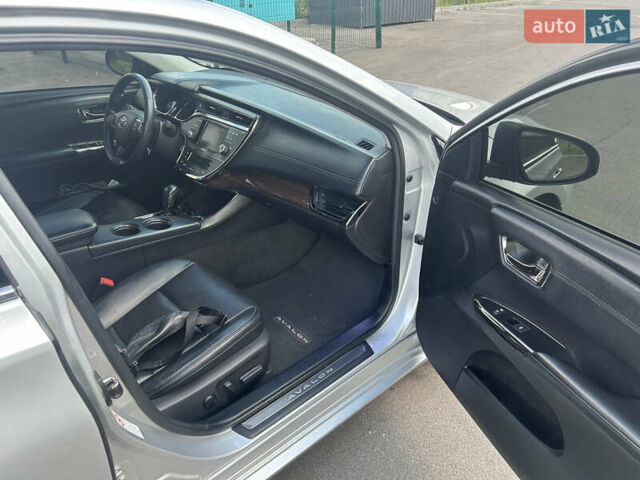 Серый Тойота Авалон, объемом двигателя 2.5 л и пробегом 186 тыс. км за 17200 $, фото 9 на Automoto.ua