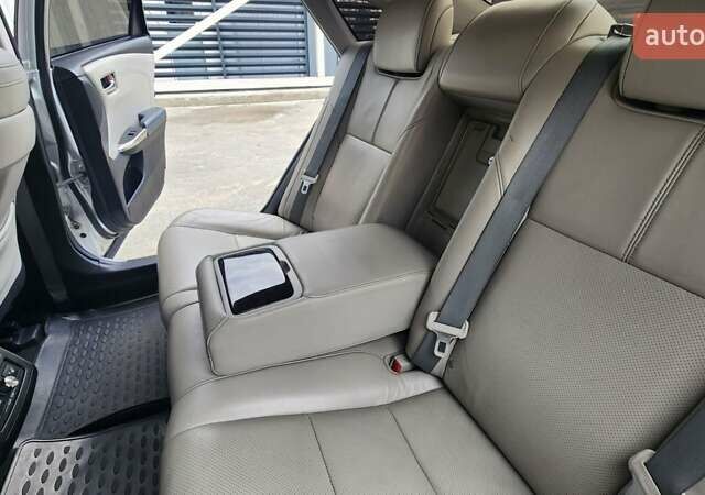 Серый Тойота Авалон, объемом двигателя 2.49 л и пробегом 166 тыс. км за 17000 $, фото 39 на Automoto.ua