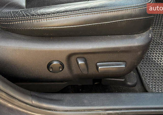 Серый Тойота Авалон, объемом двигателя 2.49 л и пробегом 290 тыс. км за 12800 $, фото 21 на Automoto.ua