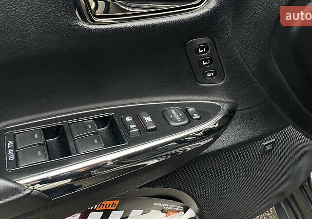 Серый Тойота Авалон, объемом двигателя 2.49 л и пробегом 144 тыс. км за 20800 $, фото 11 на Automoto.ua