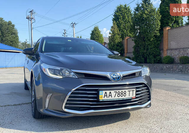 Серый Тойота Авалон, объемом двигателя 2.49 л и пробегом 144 тыс. км за 20800 $, фото 1 на Automoto.ua