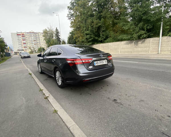 Серый Тойота Авалон, объемом двигателя 2.5 л и пробегом 362 тыс. км за 12900 $, фото 4 на Automoto.ua