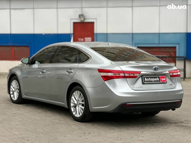 Сірий Тойота Авалон, об'ємом двигуна 2.5 л та пробігом 247 тис. км за 15990 $, фото 5 на Automoto.ua