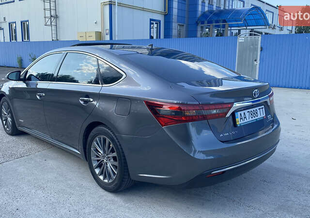 Серый Тойота Авалон, объемом двигателя 2.5 л и пробегом 140 тыс. км за 20900 $, фото 4 на Automoto.ua