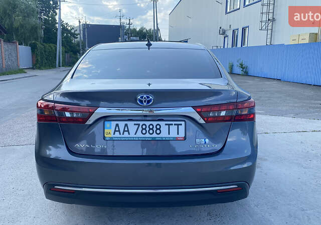 Серый Тойота Авалон, объемом двигателя 2.49 л и пробегом 144 тыс. км за 20800 $, фото 6 на Automoto.ua