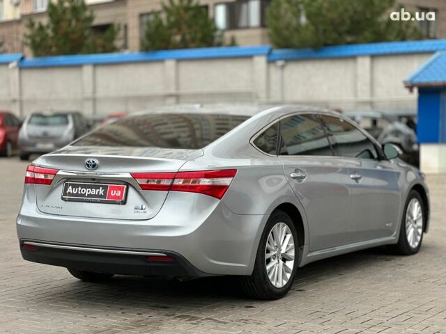 Сірий Тойота Авалон, об'ємом двигуна 2.5 л та пробігом 247 тис. км за 15990 $, фото 3 на Automoto.ua