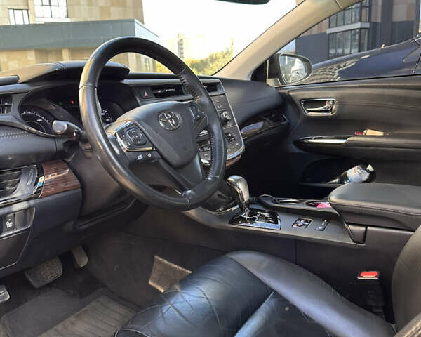 Сірий Тойота Авалон, об'ємом двигуна 2.5 л та пробігом 147 тис. км за 20000 $, фото 27 на Automoto.ua