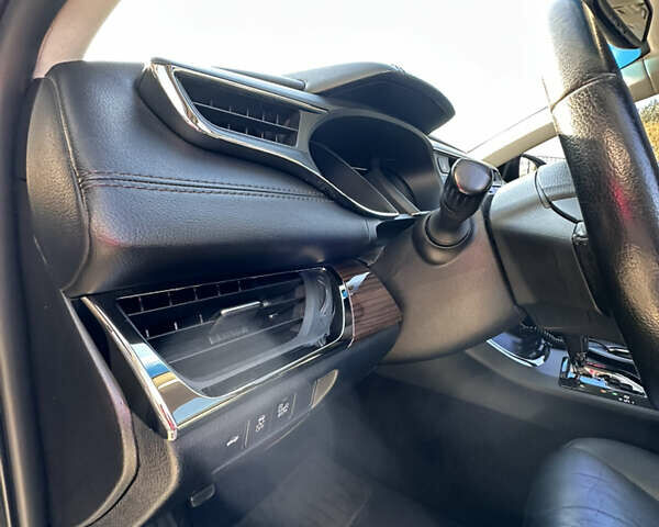 Сірий Тойота Авалон, об'ємом двигуна 2.5 л та пробігом 147 тис. км за 20000 $, фото 16 на Automoto.ua