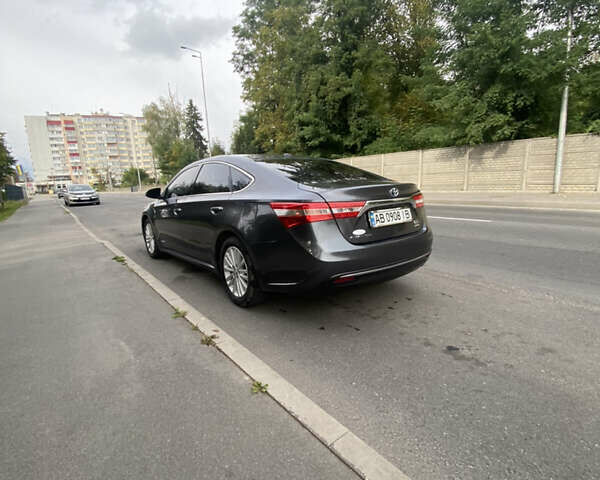 Серый Тойота Авалон, объемом двигателя 2.5 л и пробегом 362 тыс. км за 12900 $, фото 3 на Automoto.ua