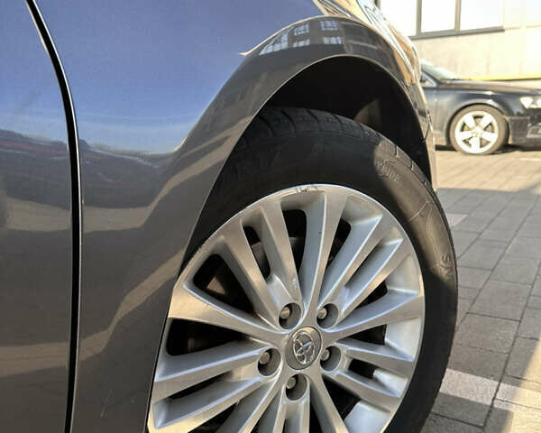 Сірий Тойота Авалон, об'ємом двигуна 2.5 л та пробігом 147 тис. км за 20000 $, фото 30 на Automoto.ua