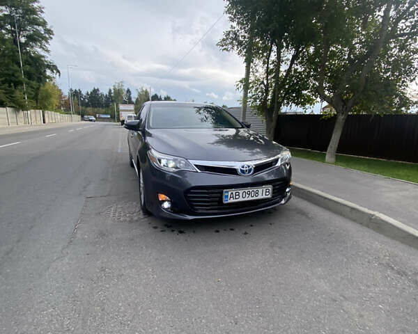 Серый Тойота Авалон, объемом двигателя 2.5 л и пробегом 362 тыс. км за 12900 $, фото 10 на Automoto.ua