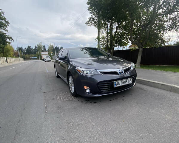 Серый Тойота Авалон, объемом двигателя 2.5 л и пробегом 362 тыс. км за 12900 $, фото 9 на Automoto.ua