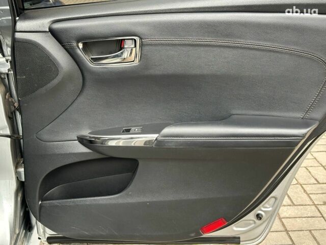 Сірий Тойота Авалон, об'ємом двигуна 2.5 л та пробігом 247 тис. км за 15990 $, фото 19 на Automoto.ua