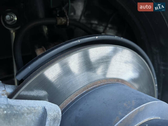 Серый Тойота Авалон, объемом двигателя 2.49 л и пробегом 169 тыс. км за 17500 $, фото 38 на Automoto.ua